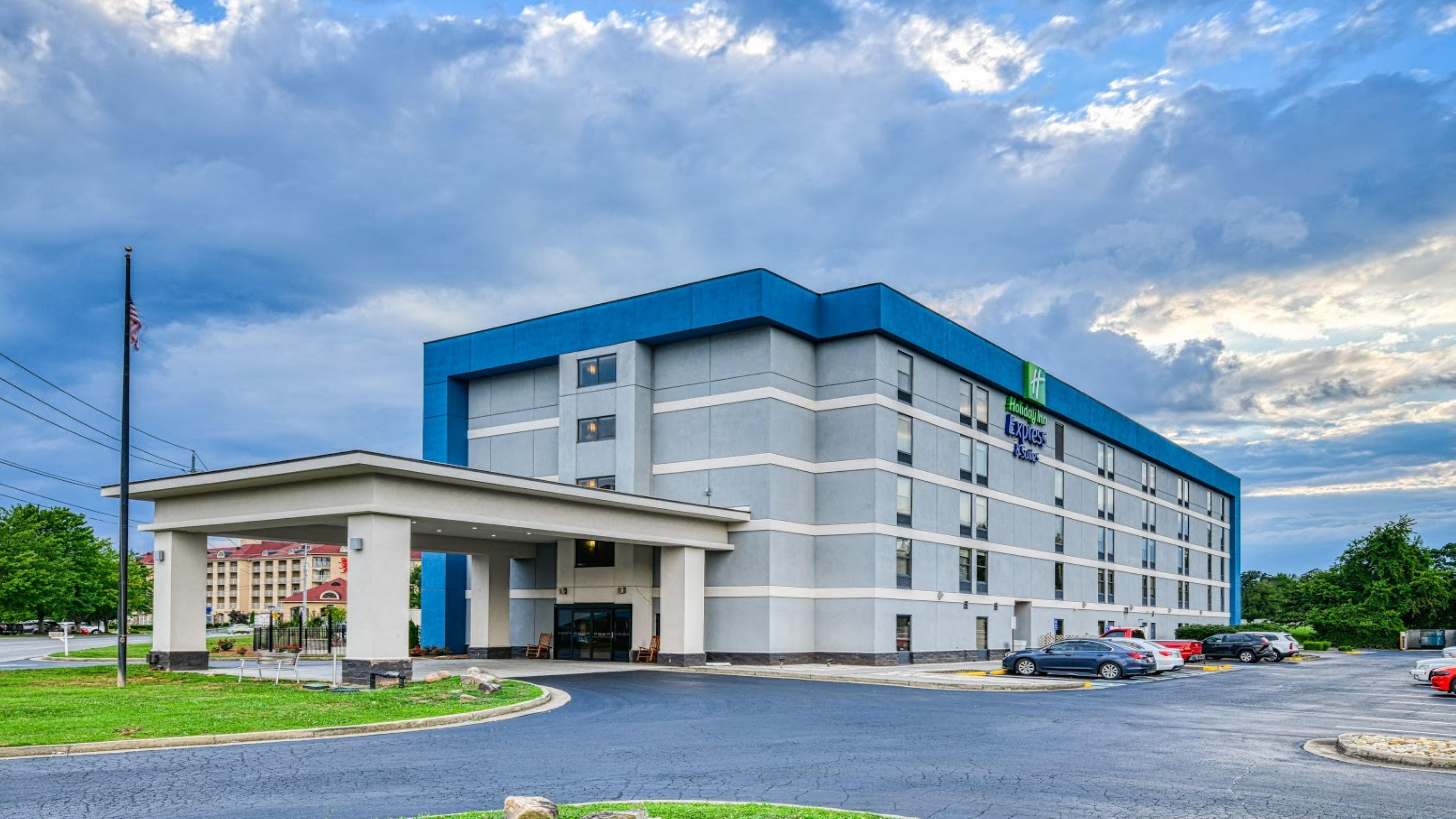 Express & By Ihg Pigeon Forge