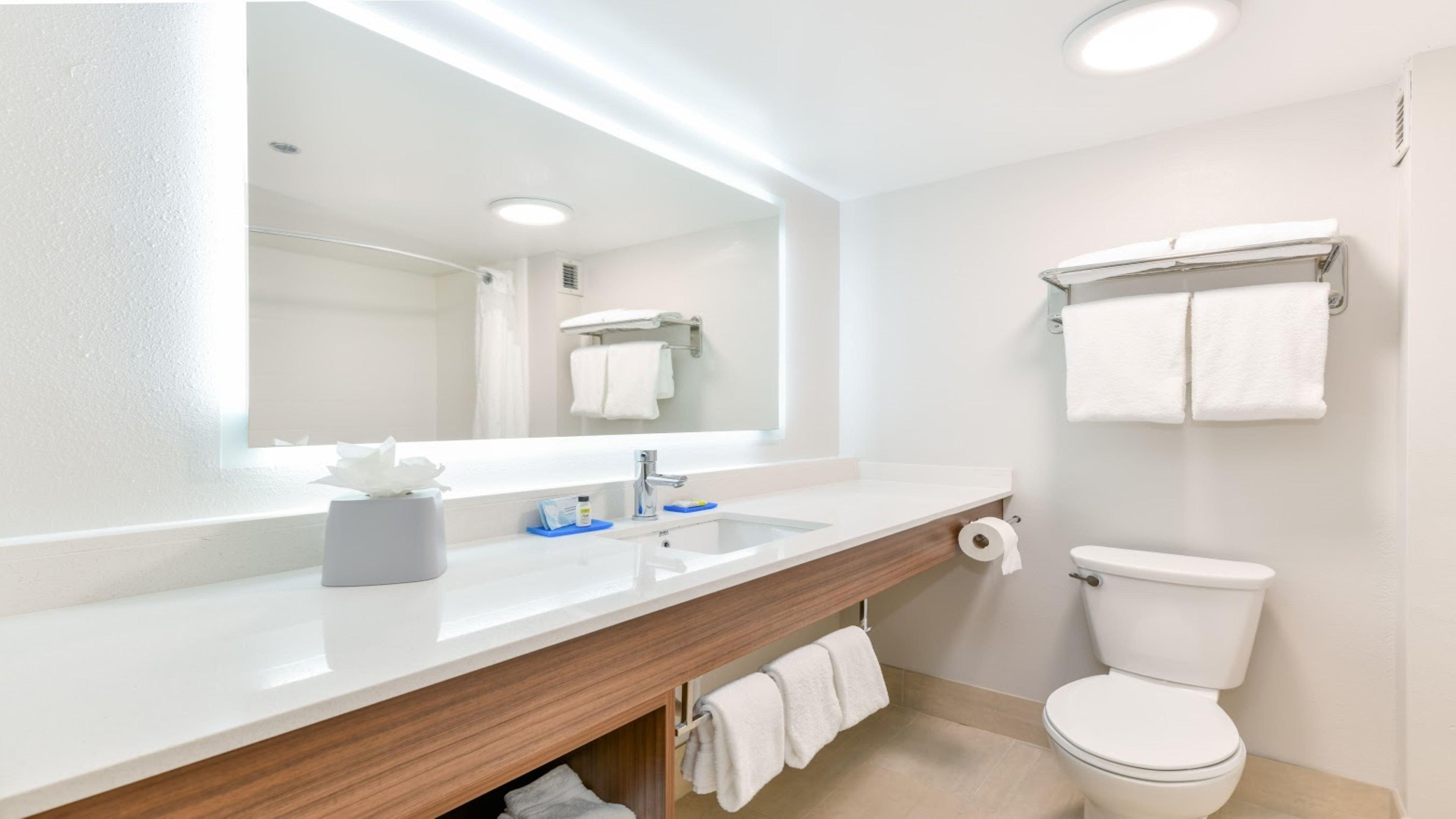 Express & By Ihg 3*