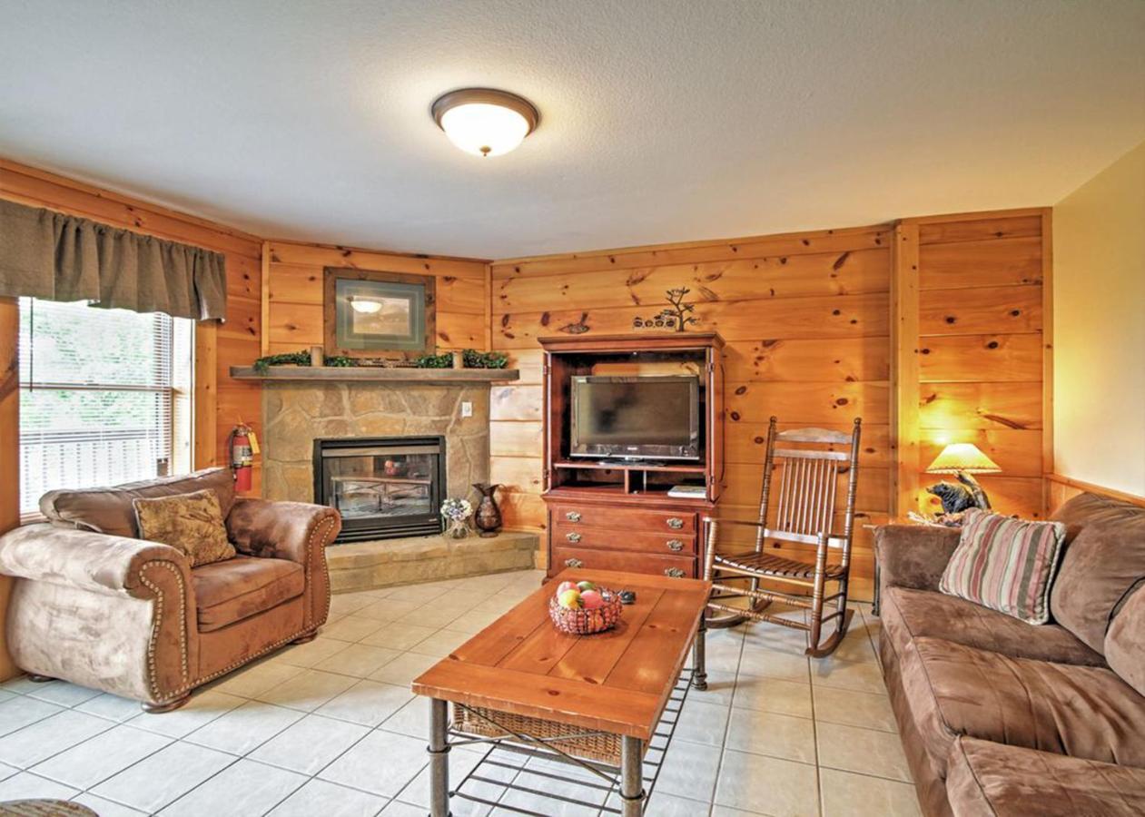 Luxury Cabin, 5 Min To Dollywood, Smoky Mountain Charm! Pigeon Forge