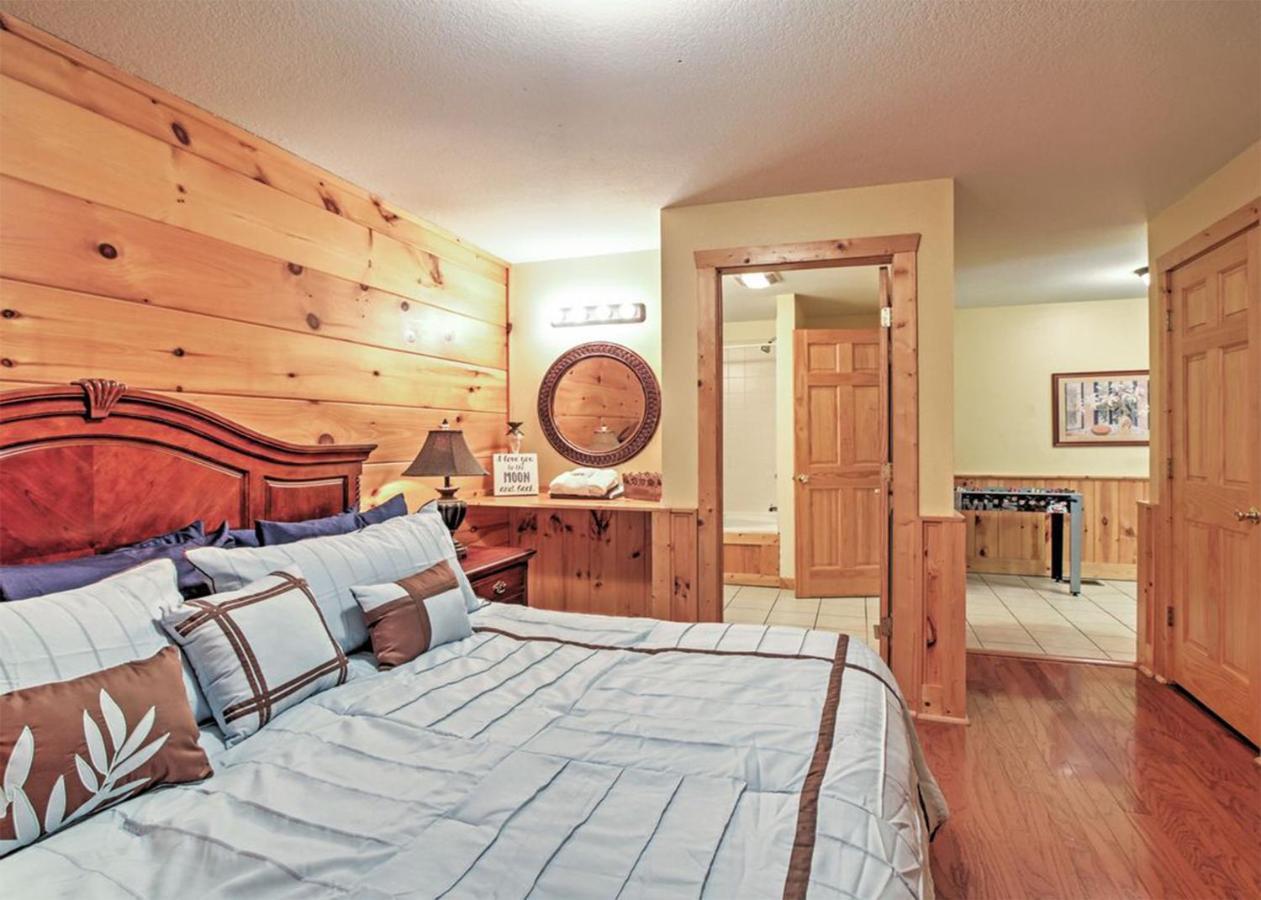 Luxury Cabin, 5 Min To Dollywood, Smoky Mountain Charm! Holiday home