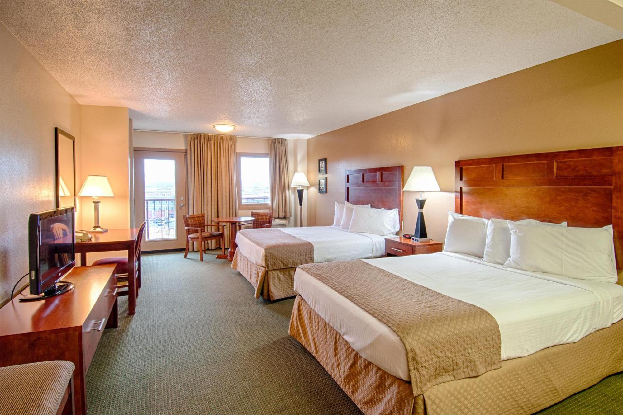 Park Tower Pigeon Forge