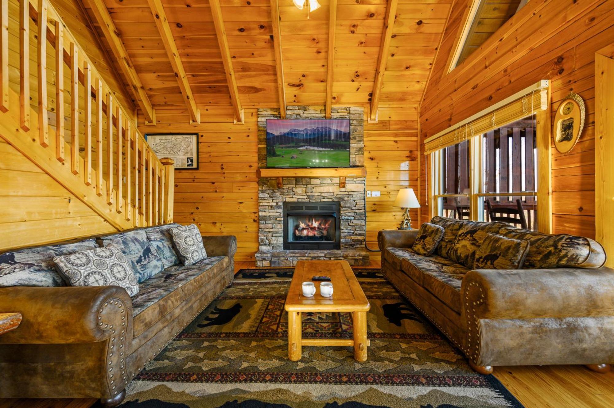 Raccoon Ridge Pigeon Forge