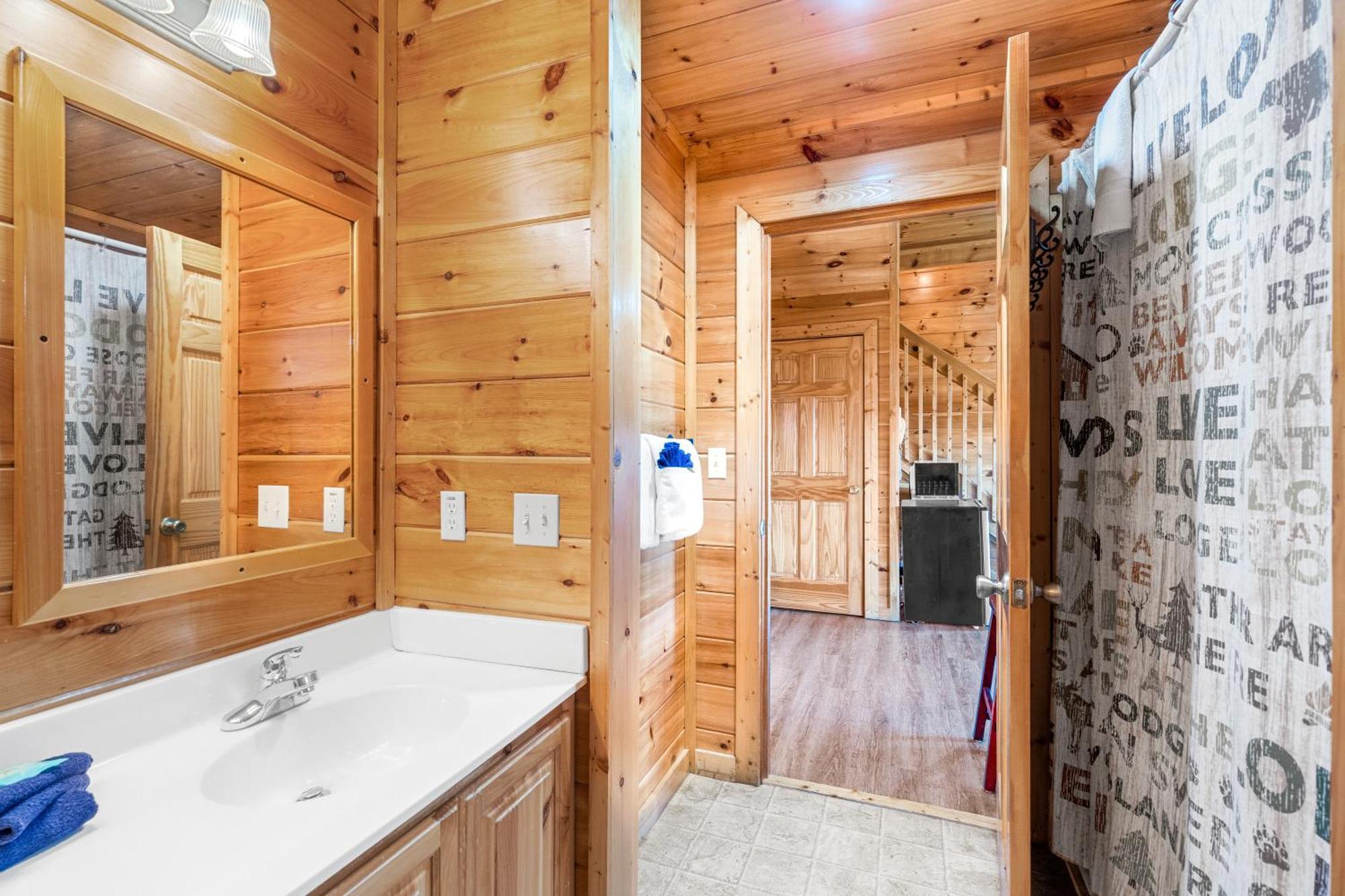 A Higher Calling, 1089 Of Free Area Attraction Tickets For Each Paid Day, Dollywood And More! Holiday home *