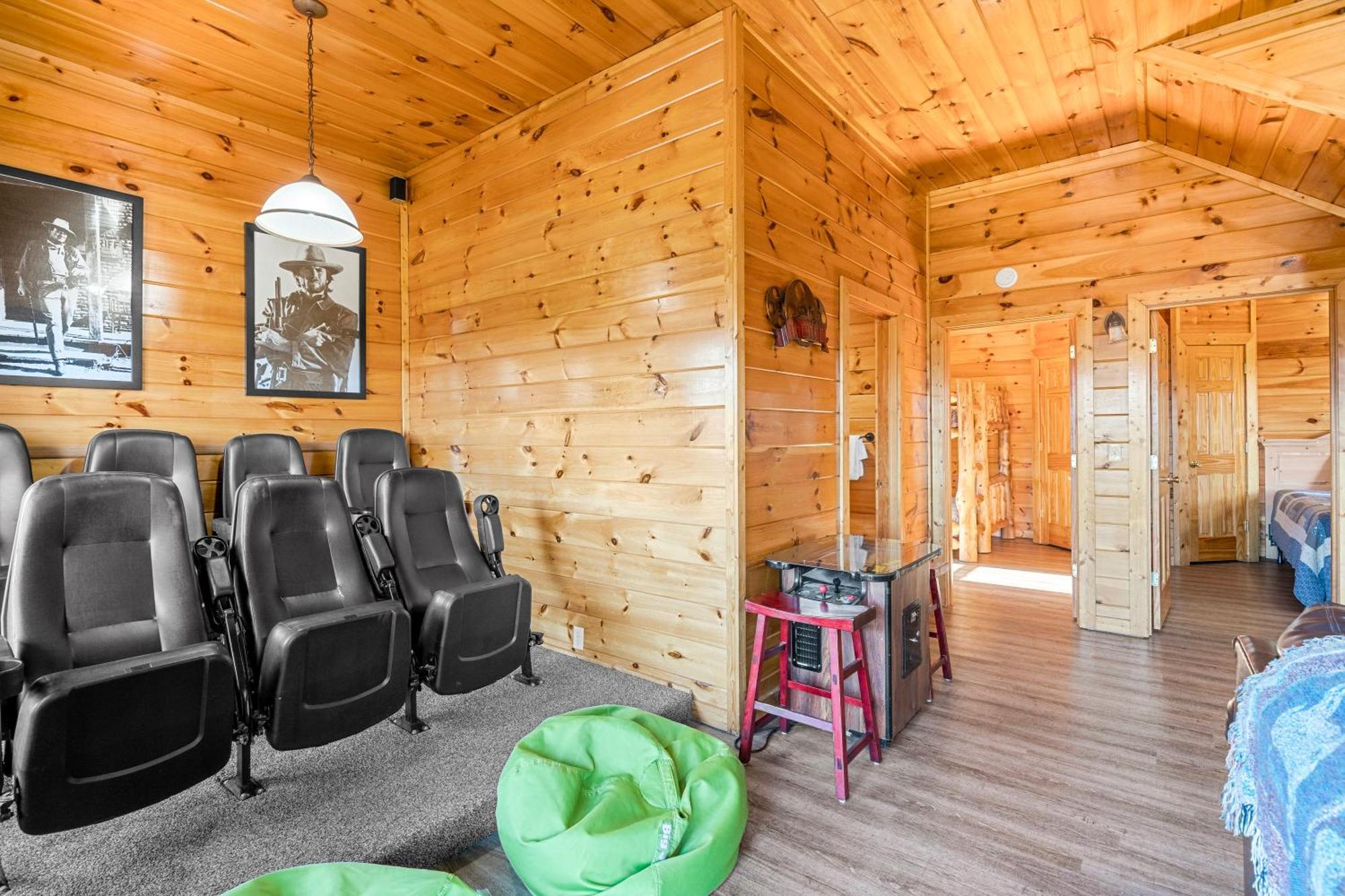 A Higher Calling, 1089 Of Free Area Attraction Tickets For Each Paid Day, Dollywood And More! Holiday home