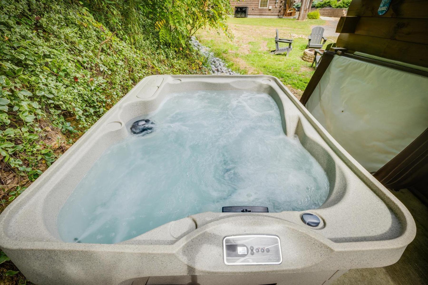 Bear Clubhouse Hot Tub, 1mile From The Parkway, 900 In Free Tickets! * Pigeon Forge