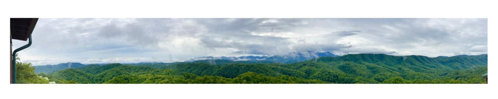 Mountain Splash, Private Pool, Theater Room, 1089 Free Tickets Each Paid Day, Dollywood And *