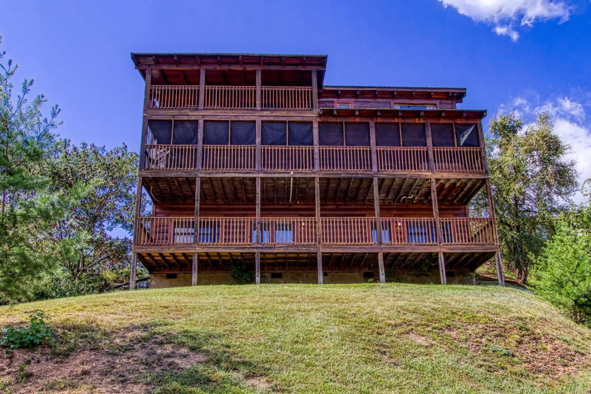 Ern864 - The Cedars - Great Location! Close To The Action! Holiday home Pigeon Forge