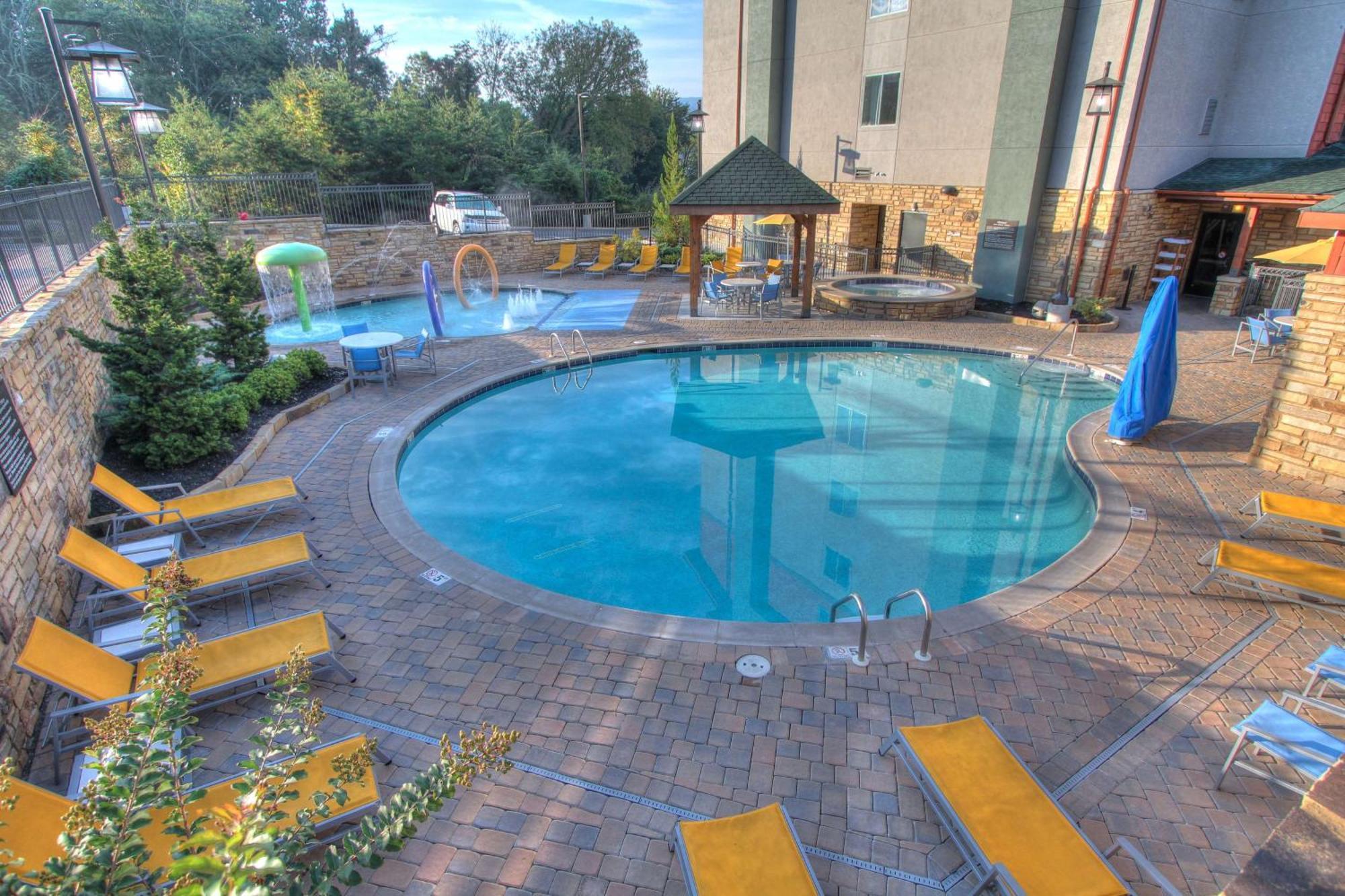 Hotel Hampton