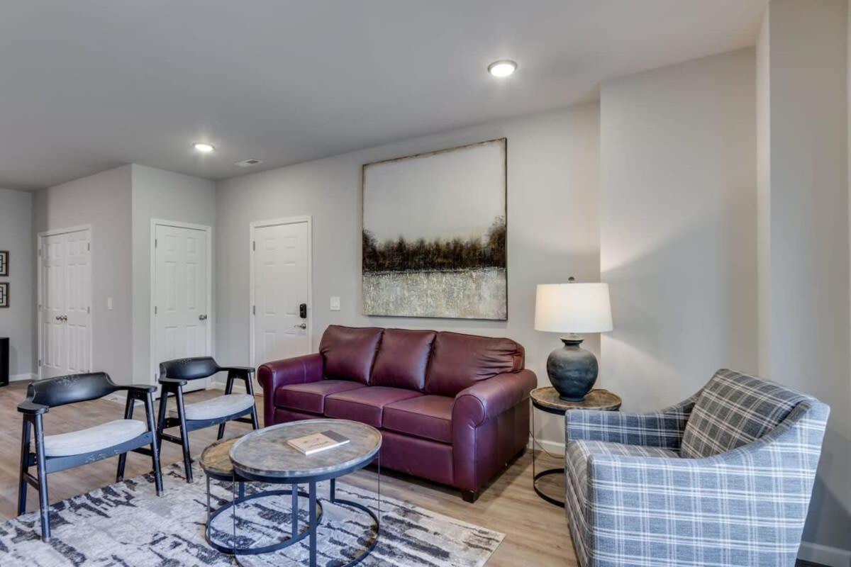 New Const Sleeps 6 Pool - Close To Pkwy Apartment Pigeon Forge