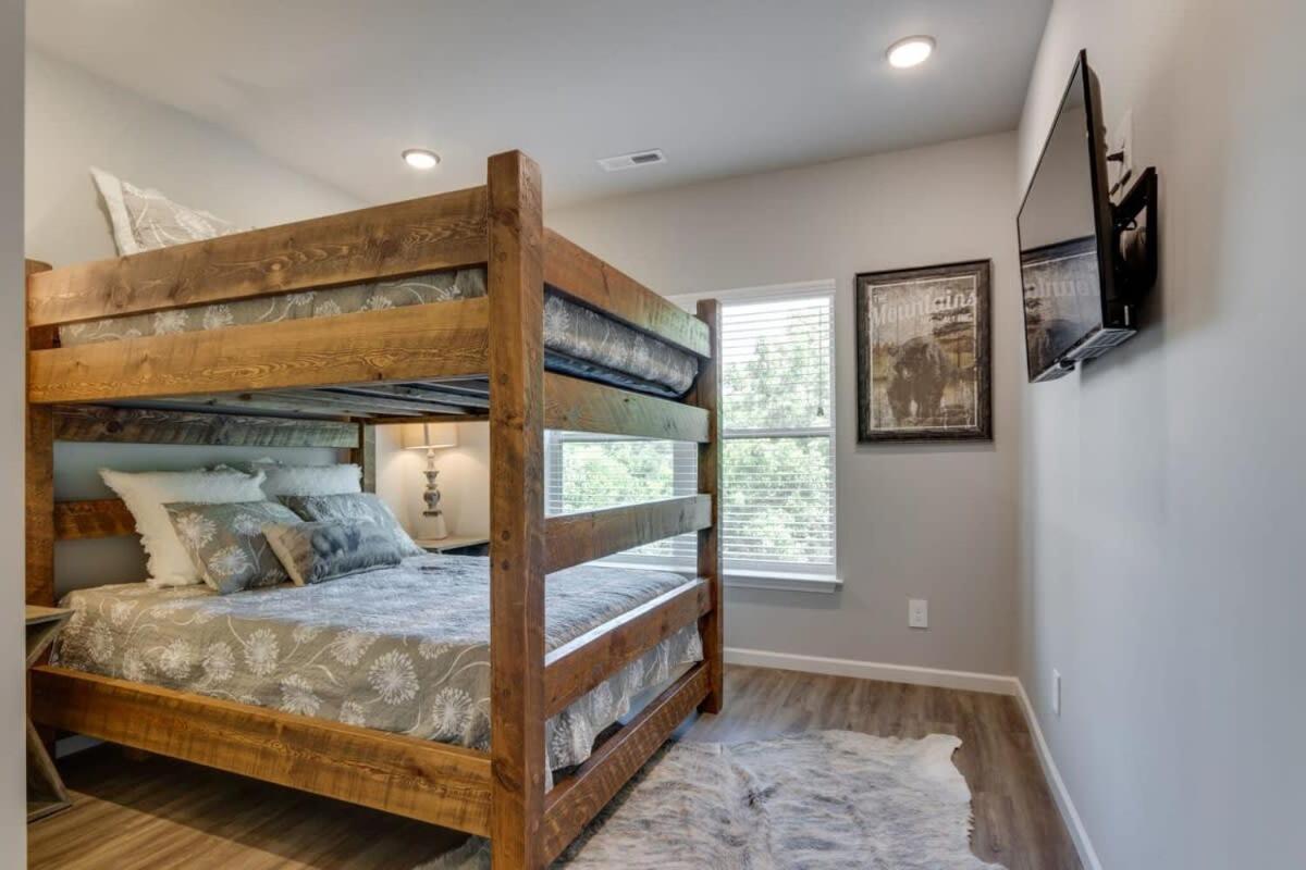 New Const Sleeps 6 Pool - Close To Pkwy * Pigeon Forge