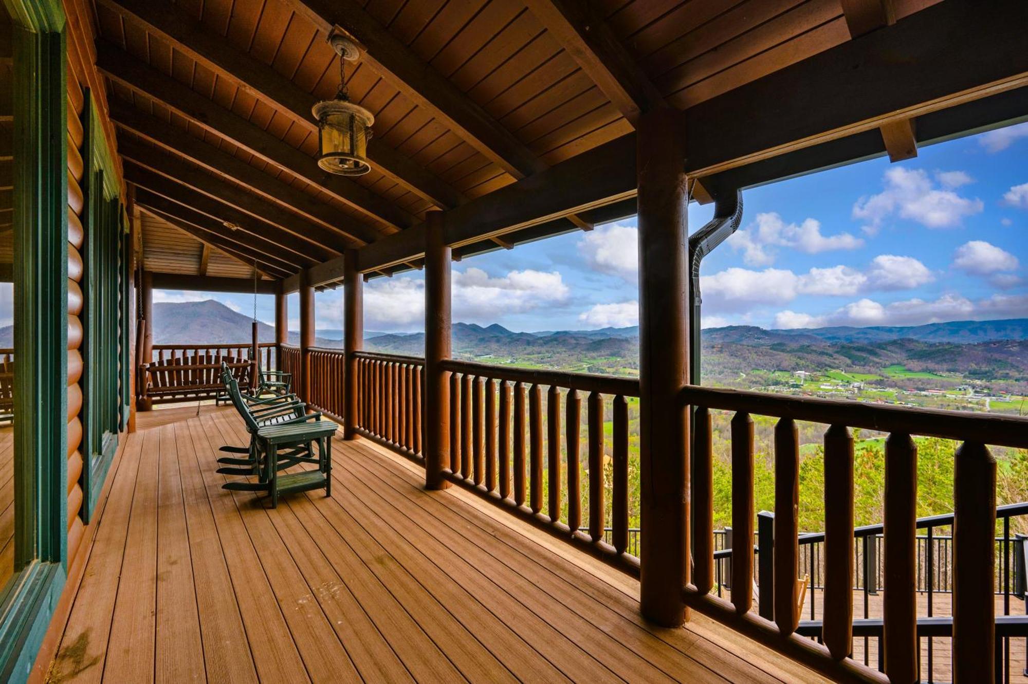 Villa Scenic Views Estate Pigeon Forge