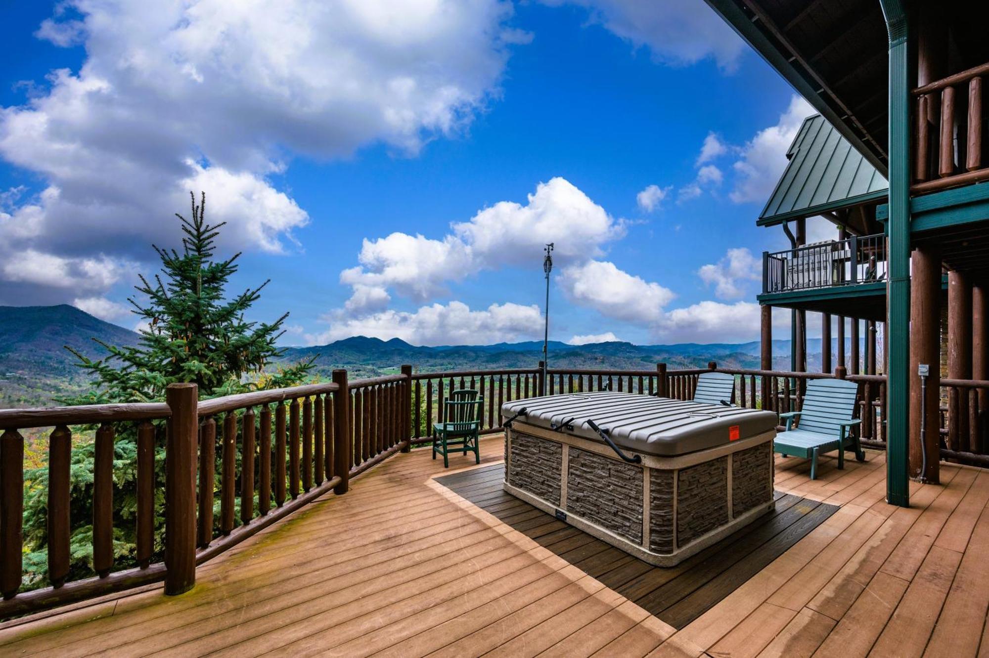 Villa Scenic Views Estate