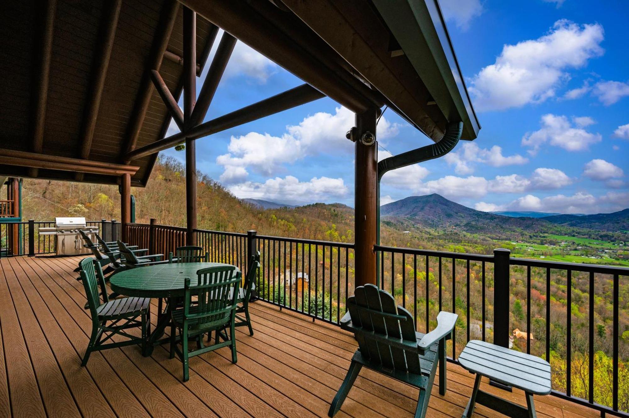 Scenic Views Estate Villa