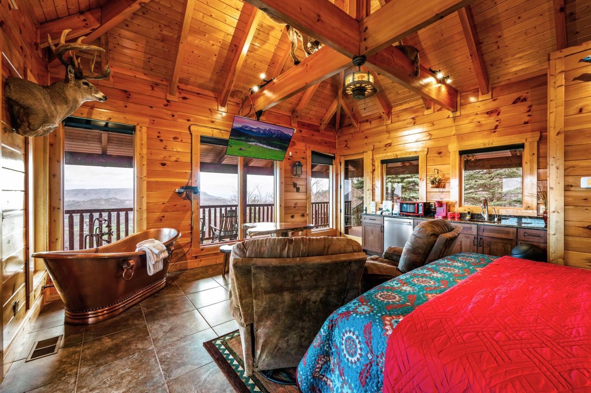Scenic Views Estate Villa Pigeon Forge