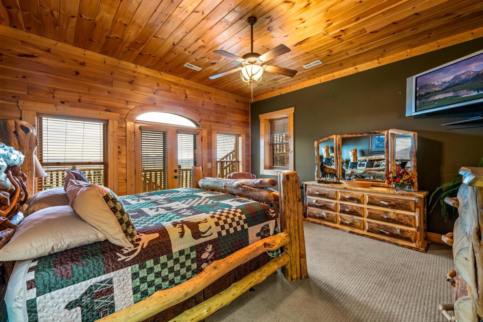 Scenic Views Estate Villa Pigeon Forge
