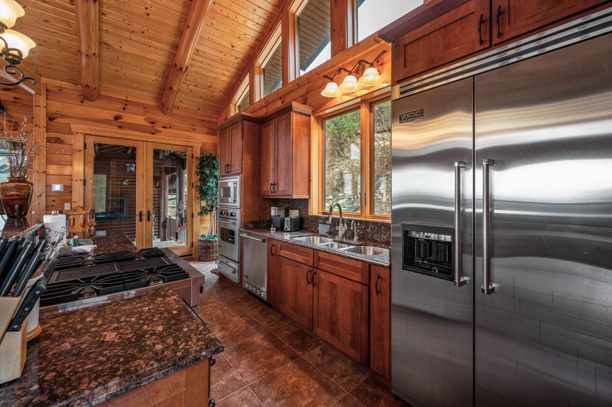 Scenic Views Estate * Pigeon Forge