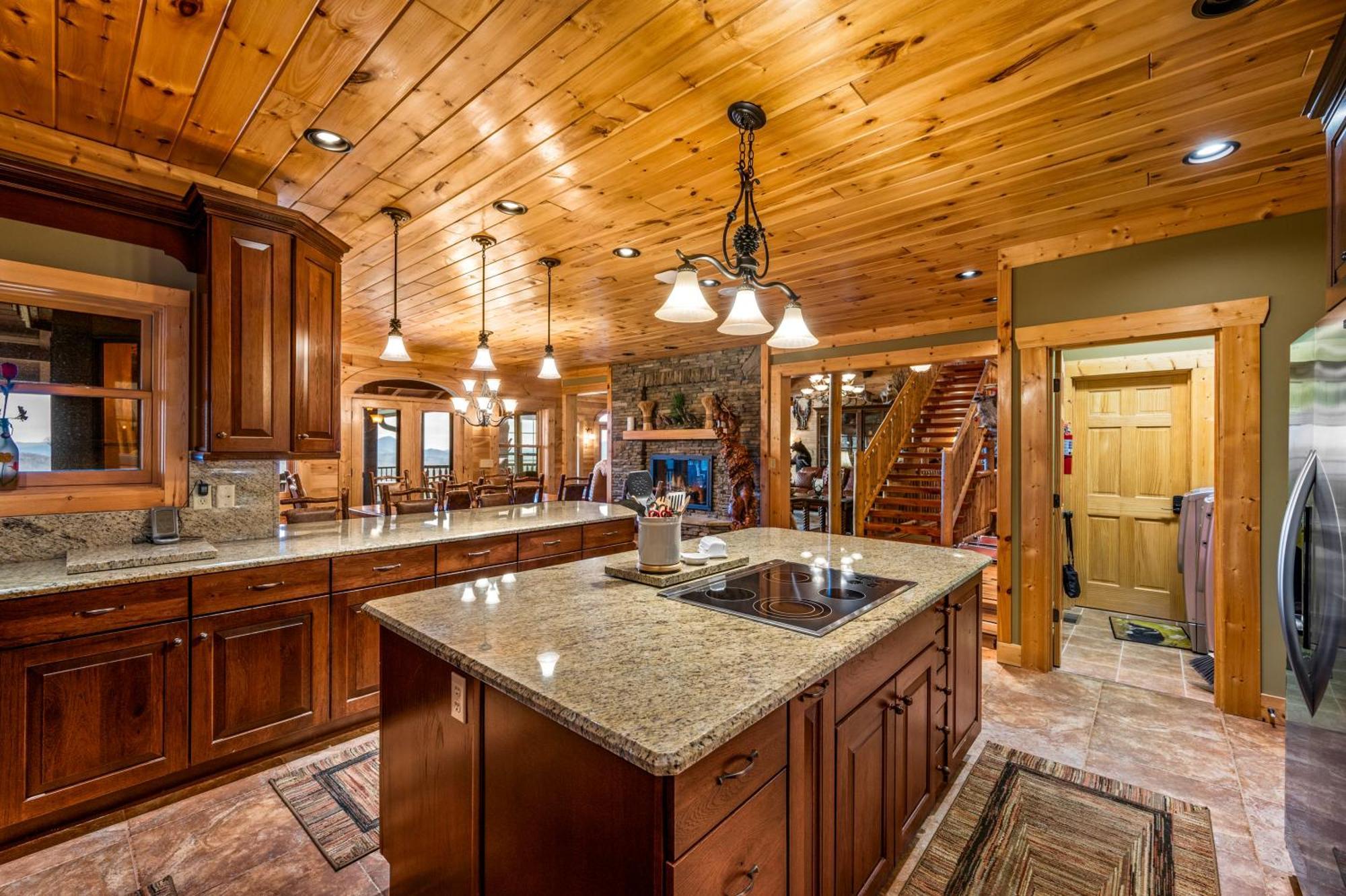 Scenic Views Estate
