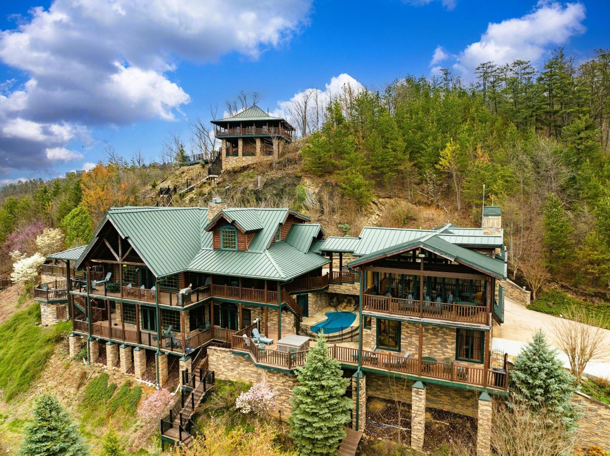 Scenic Views Estate Villa