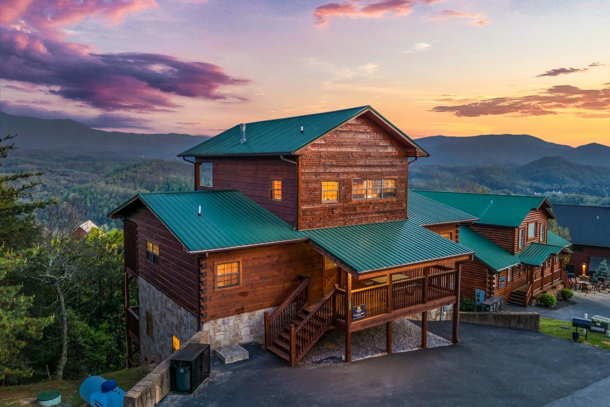 Grand View * Pigeon Forge