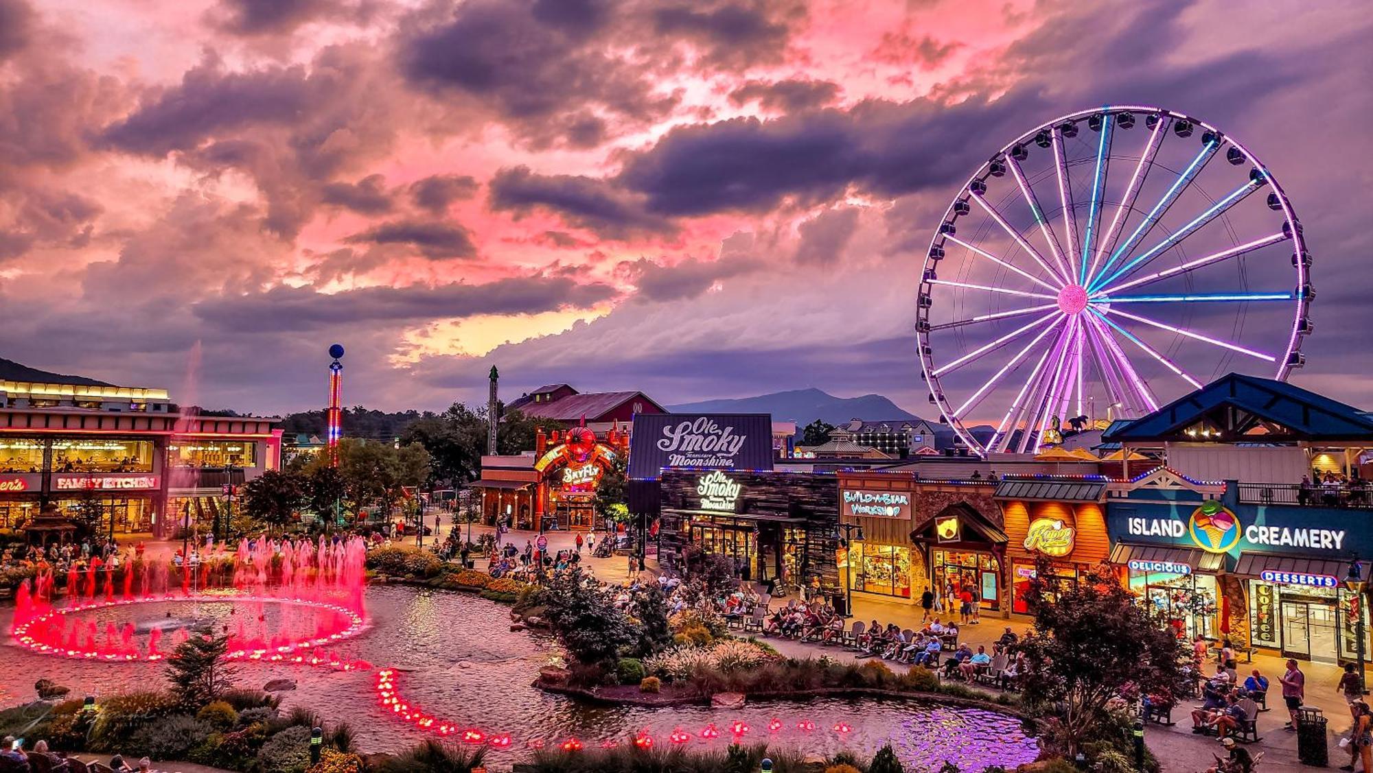 Margaritaville Island Pigeon Forge