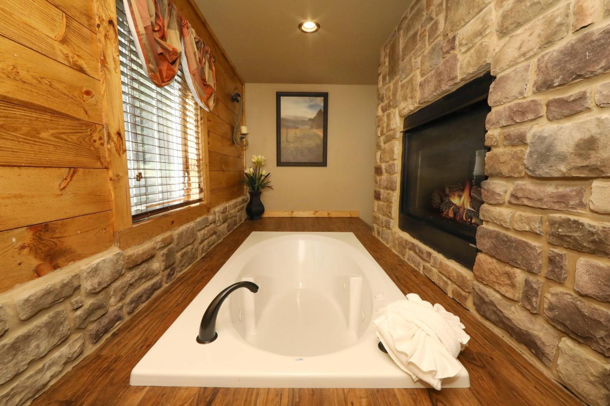 Chalet Misty Mountainside By Eden Crest Vacation Pigeon Forge