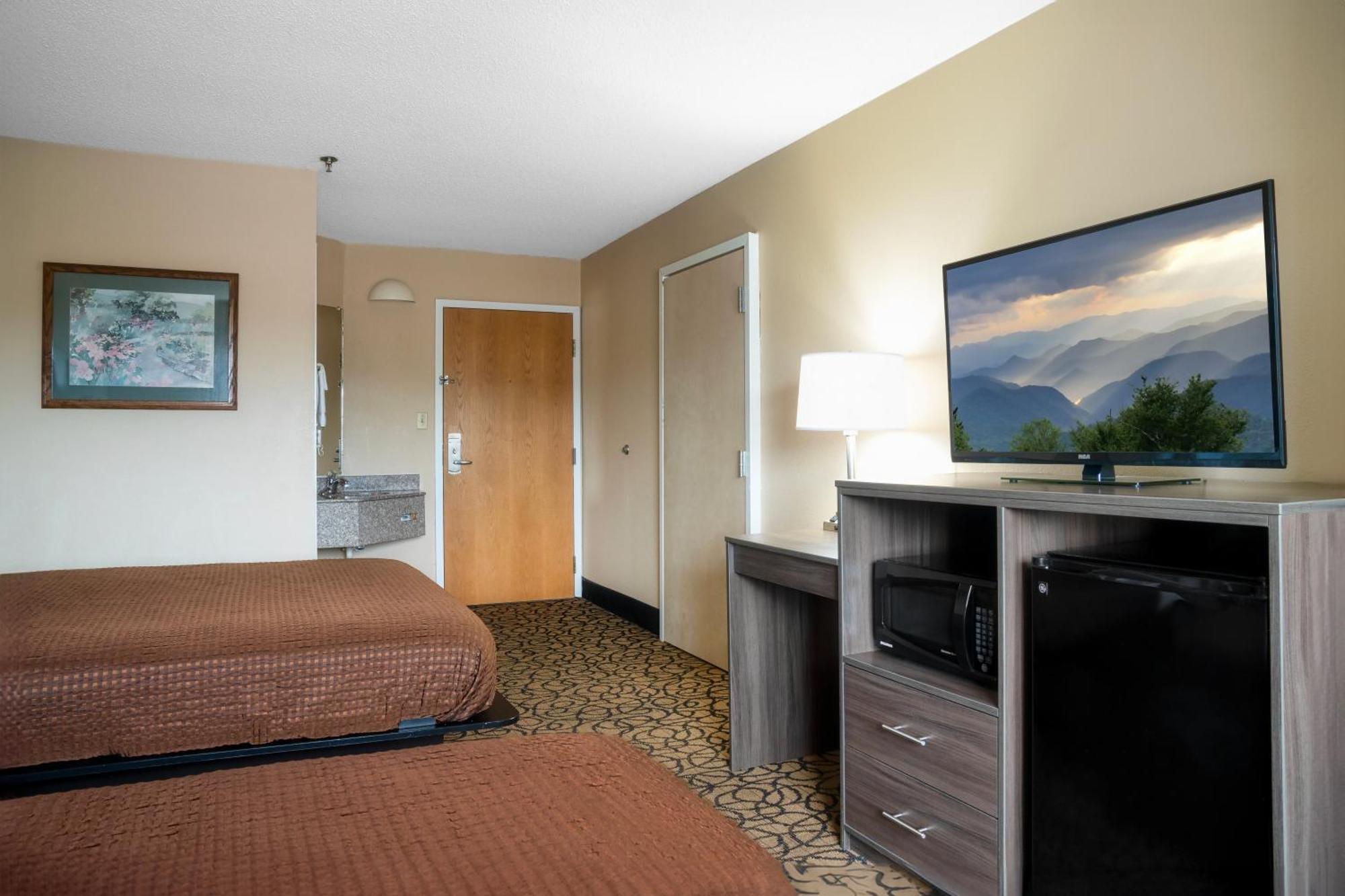 Hotel Guest 2*