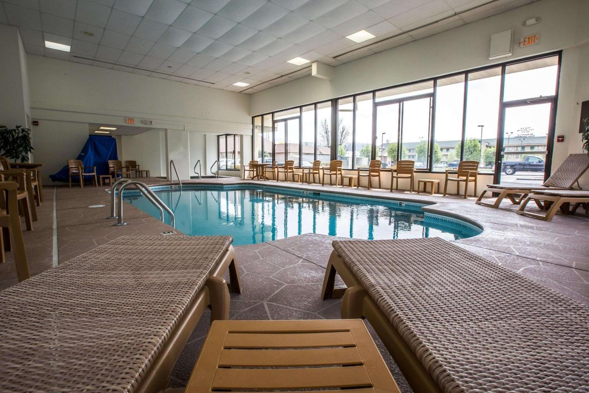 Comfort & At Dollywood Lane 2* Pigeon Forge