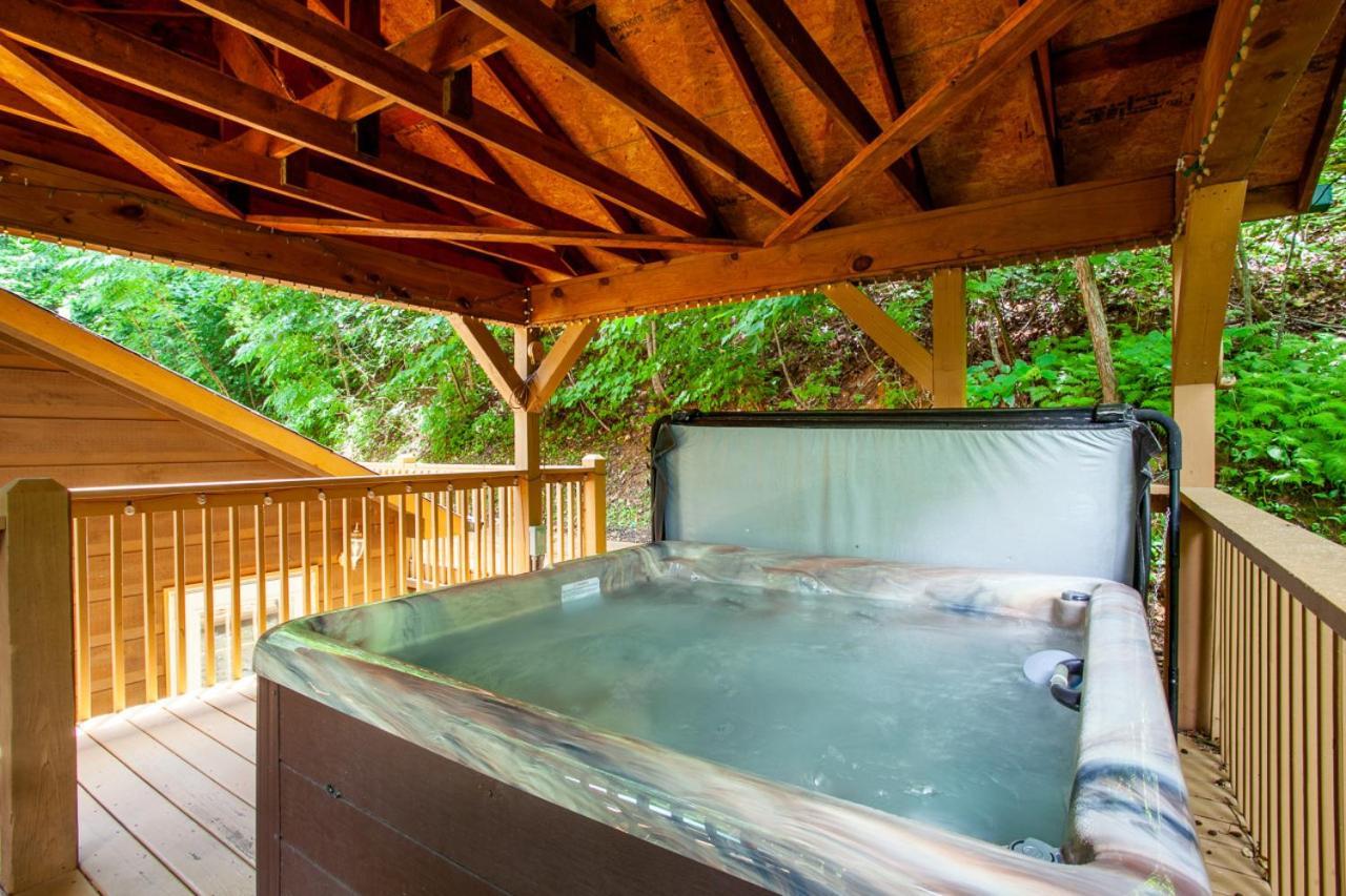 Holiday home Ravens Hollow Private Pool Hot Tub Games