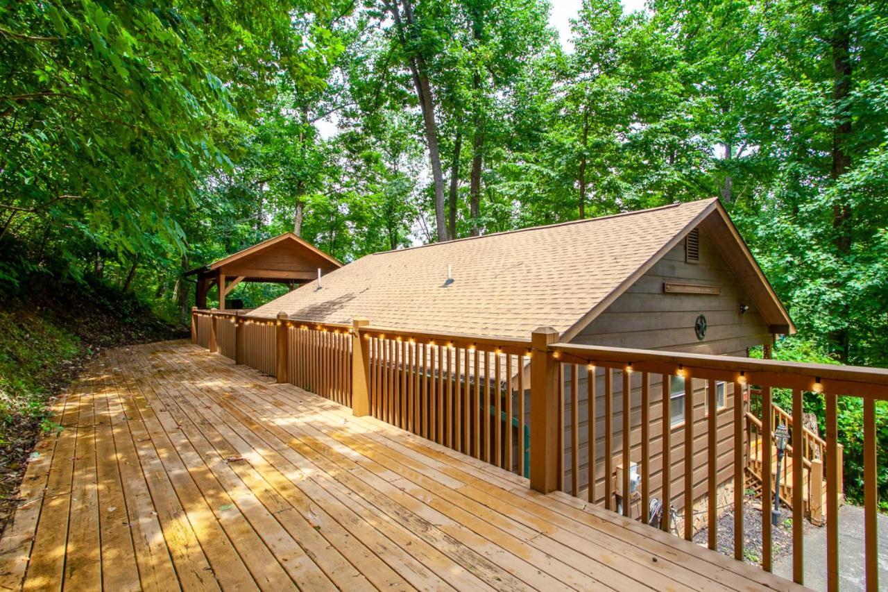 Holiday home Ravens Hollow Private Pool Hot Tub Games *