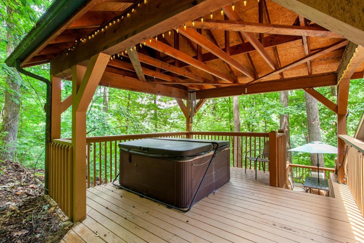 Ravens Hollow Private Pool Hot Tub Games Holiday home Pigeon Forge