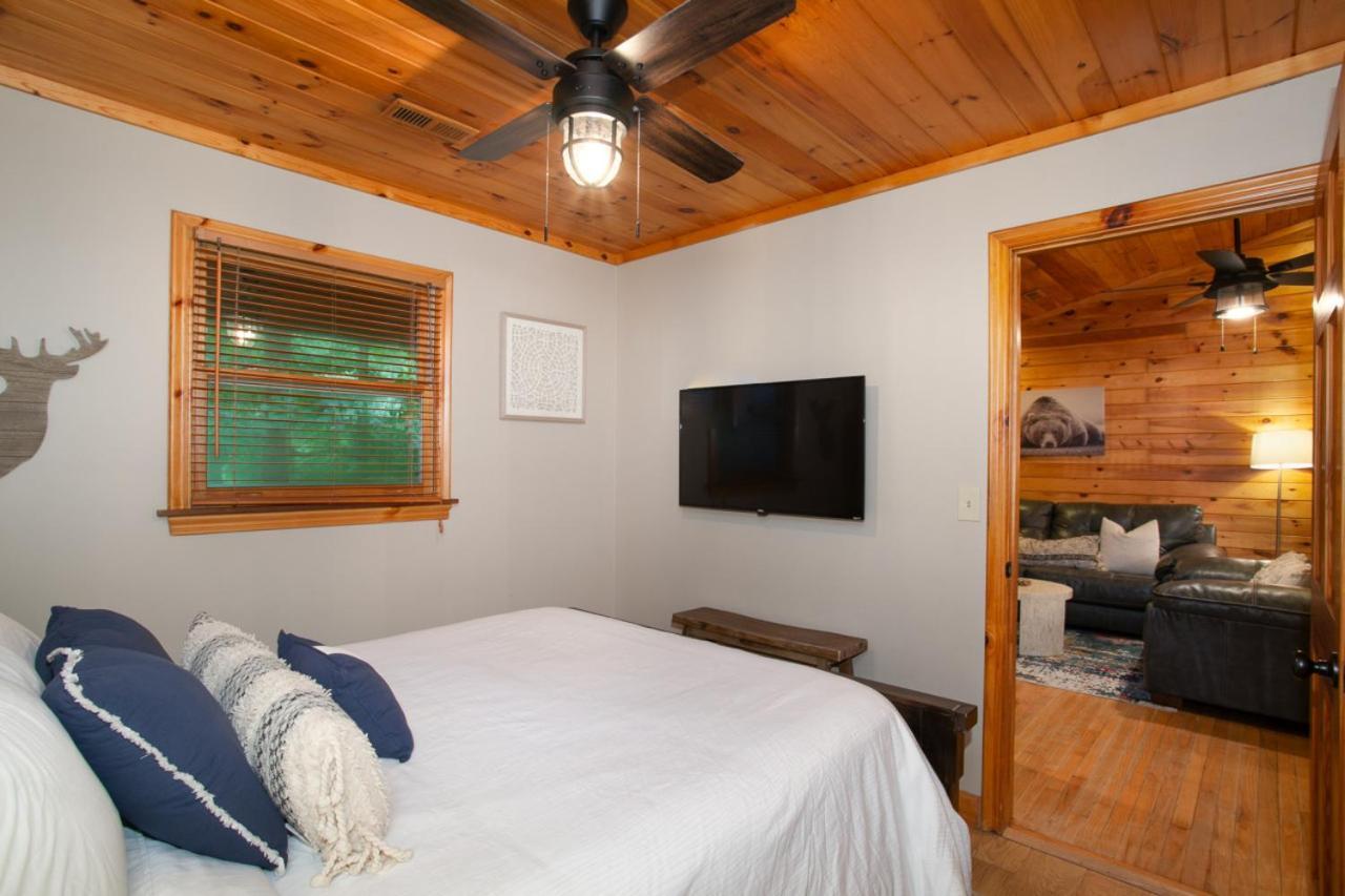 Holiday home Ravens Hollow Private Pool Hot Tub Games Pigeon Forge