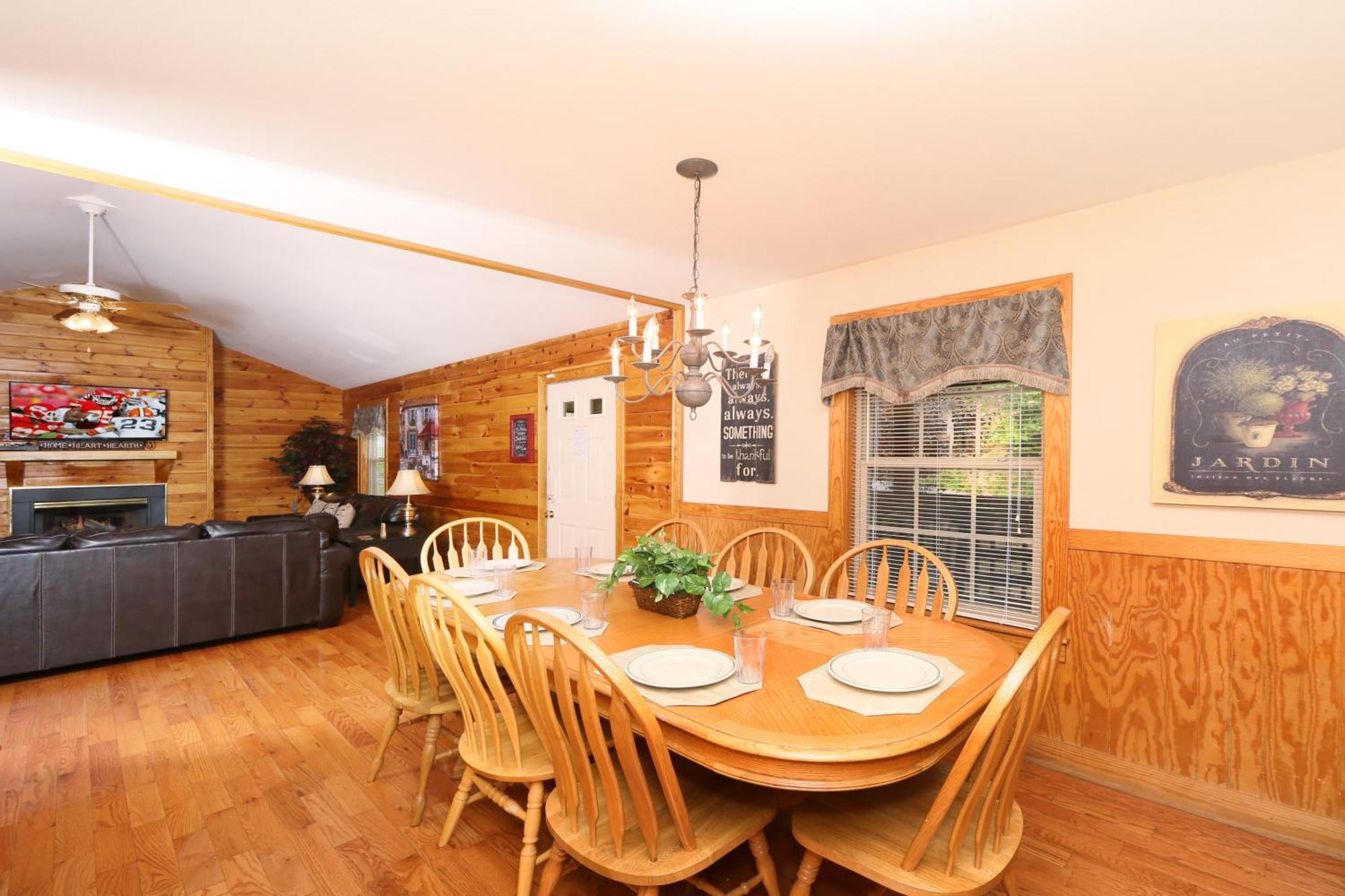 Holly Grove By Eden Crest Chalet *
