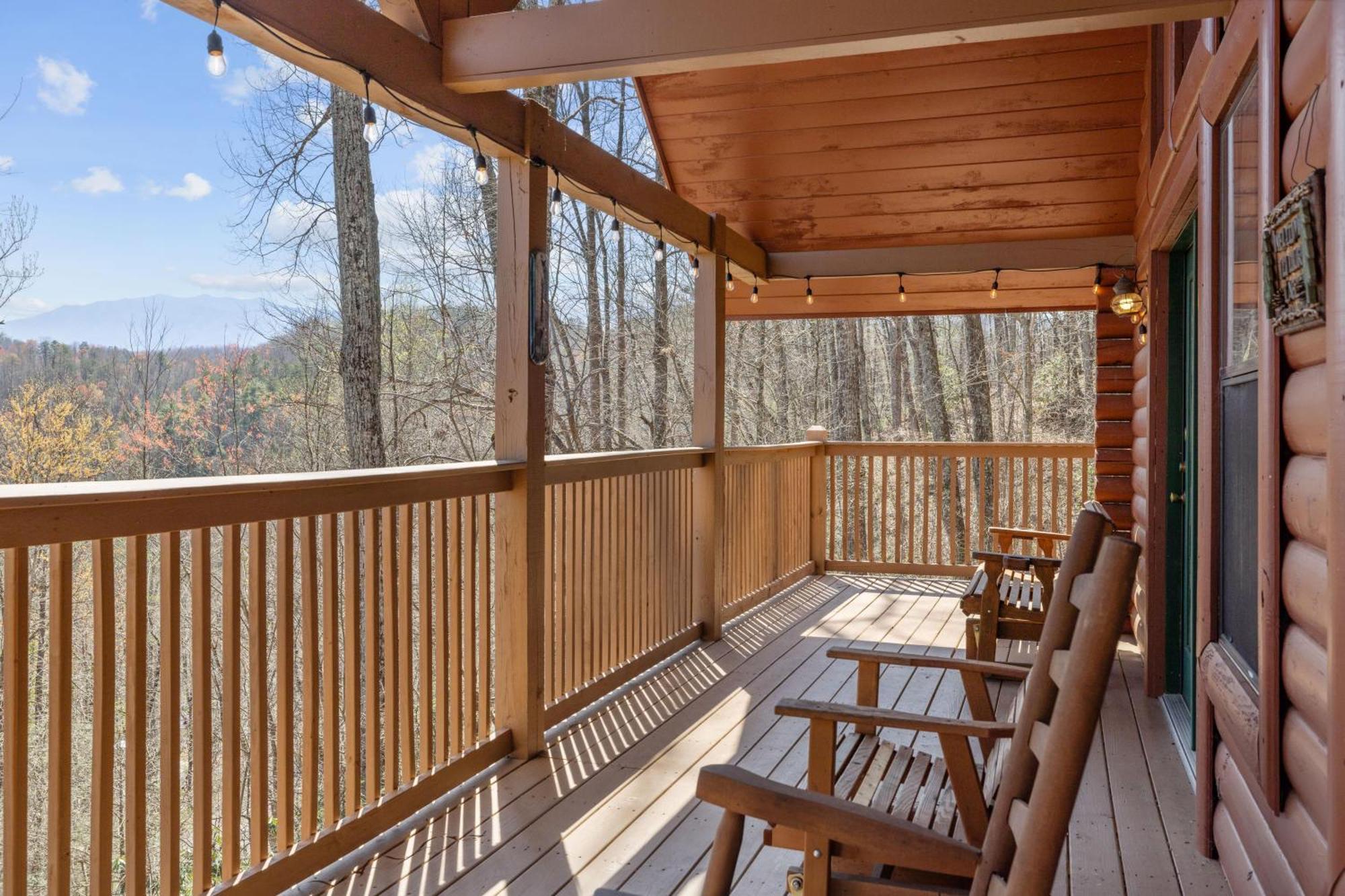 A Tranquility Den #210 * Pigeon Forge