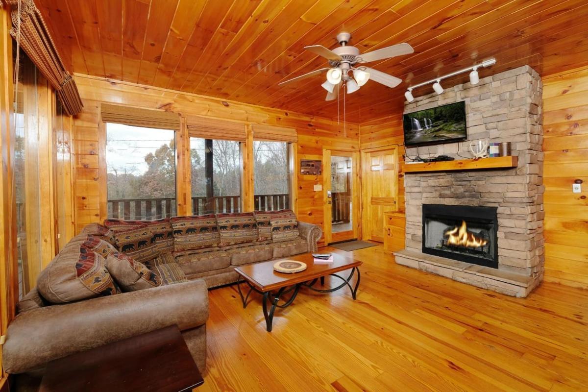 Holiday home Spacious 5br Sleeps 18 Gameroom Theater Views Free Attraction Tickets