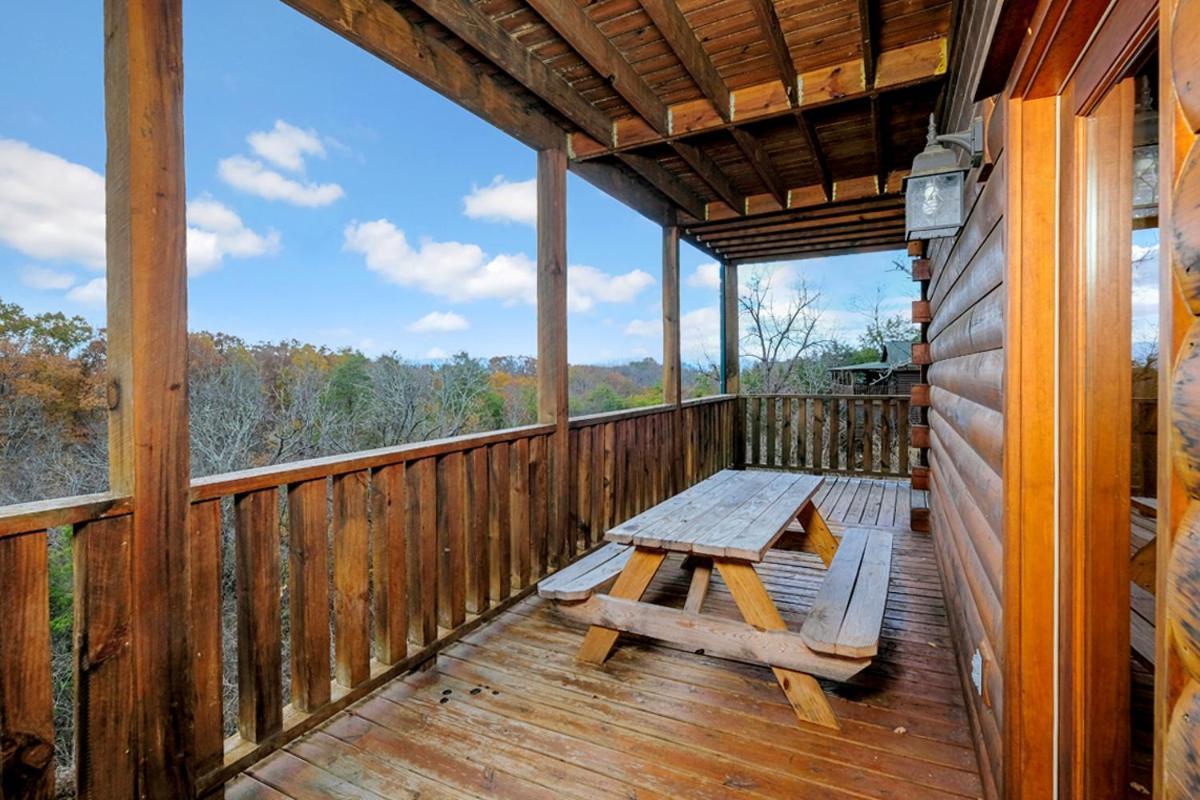 Spacious 5br Sleeps 18 Gameroom Theater Views Free Attraction Tickets Pigeon Forge