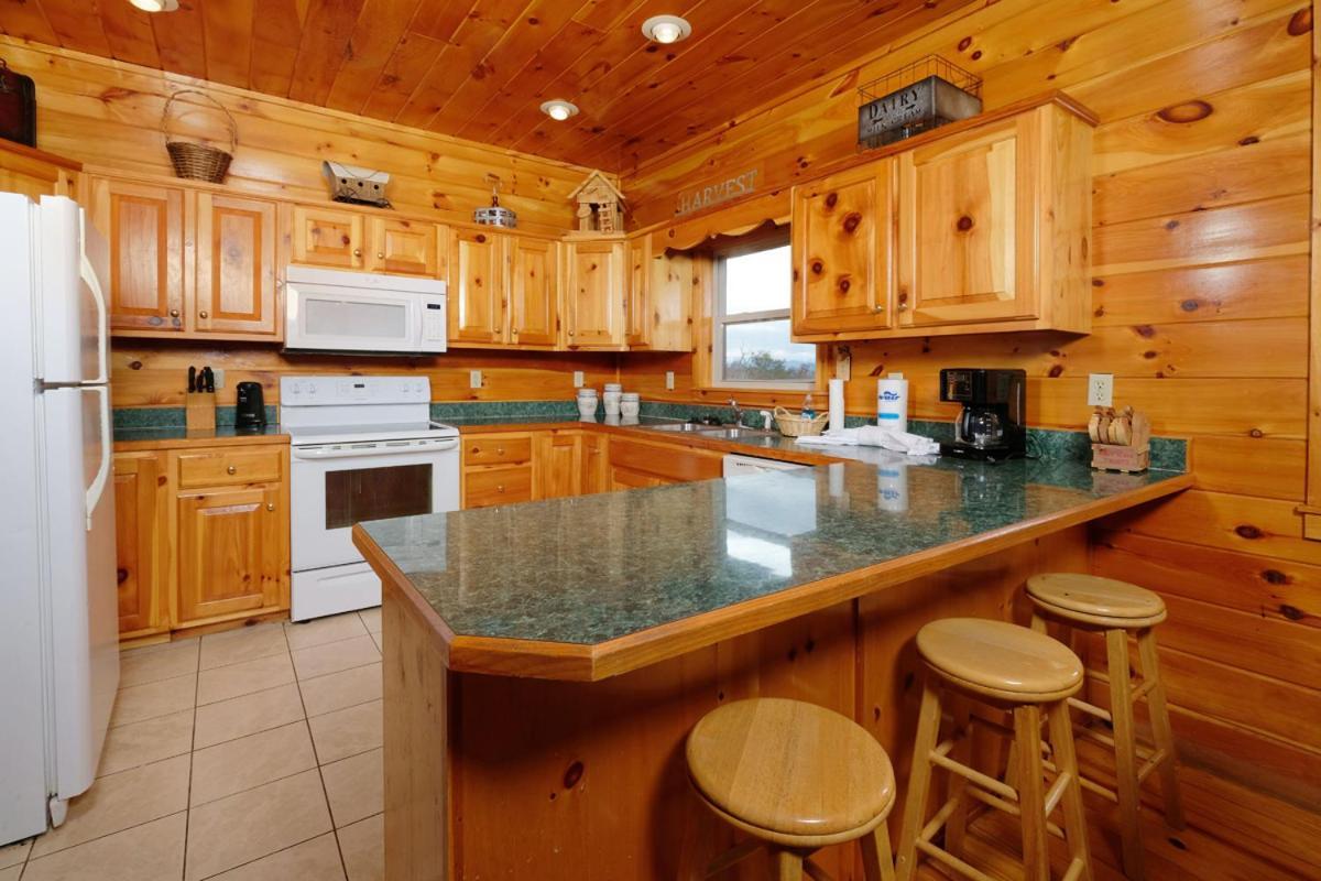 Spacious 5br Sleeps 18 Gameroom Theater Views Free Attraction Tickets
