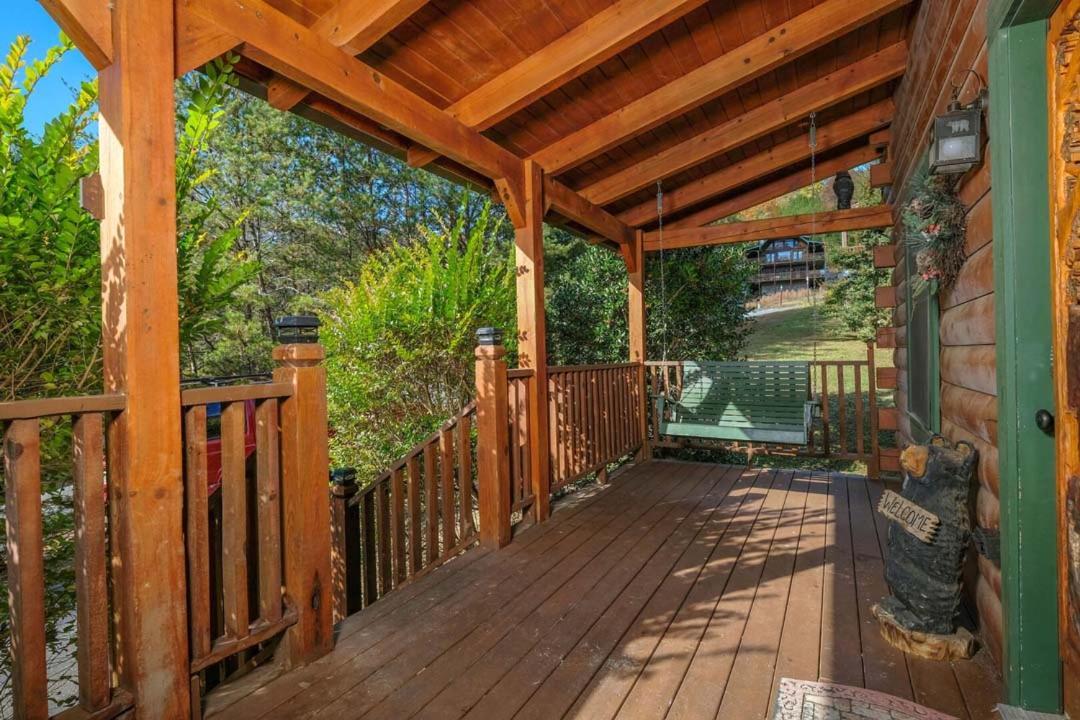 Very Cozy 2br Hot Tub Pool Table Free Attraction Tickets Holiday home