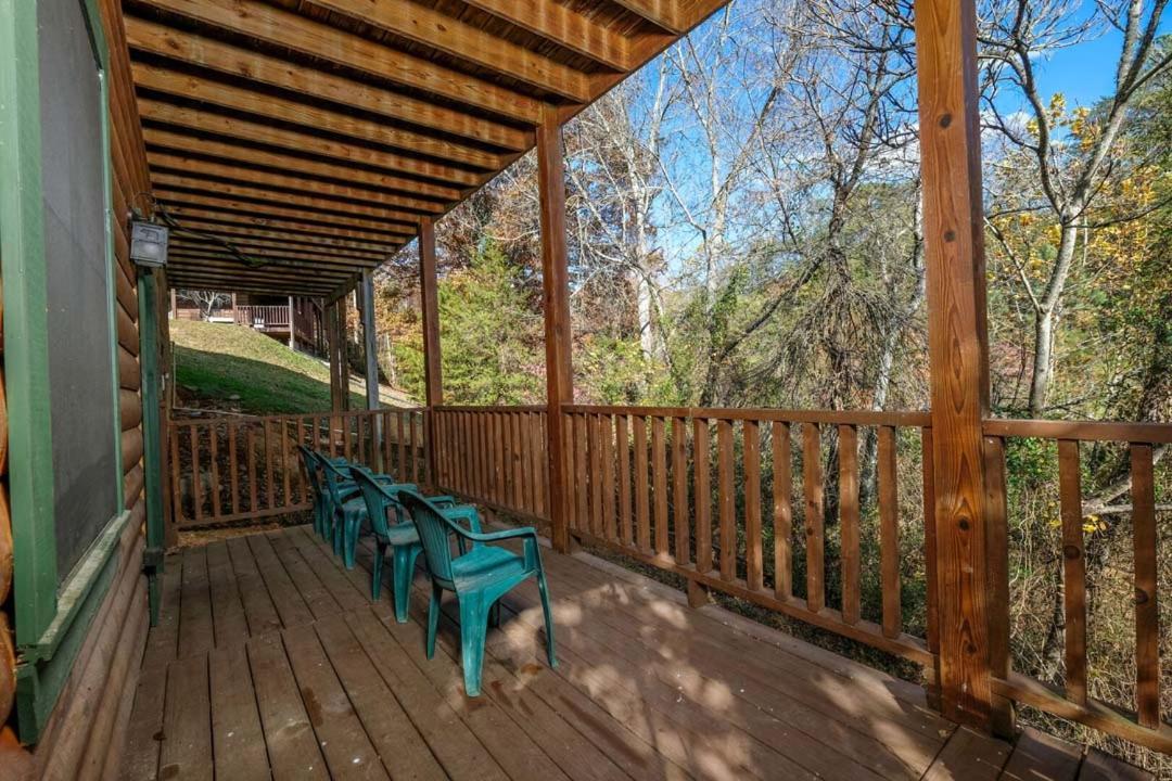 Very Cozy 2br Hot Tub Pool Table Free Attraction Tickets *