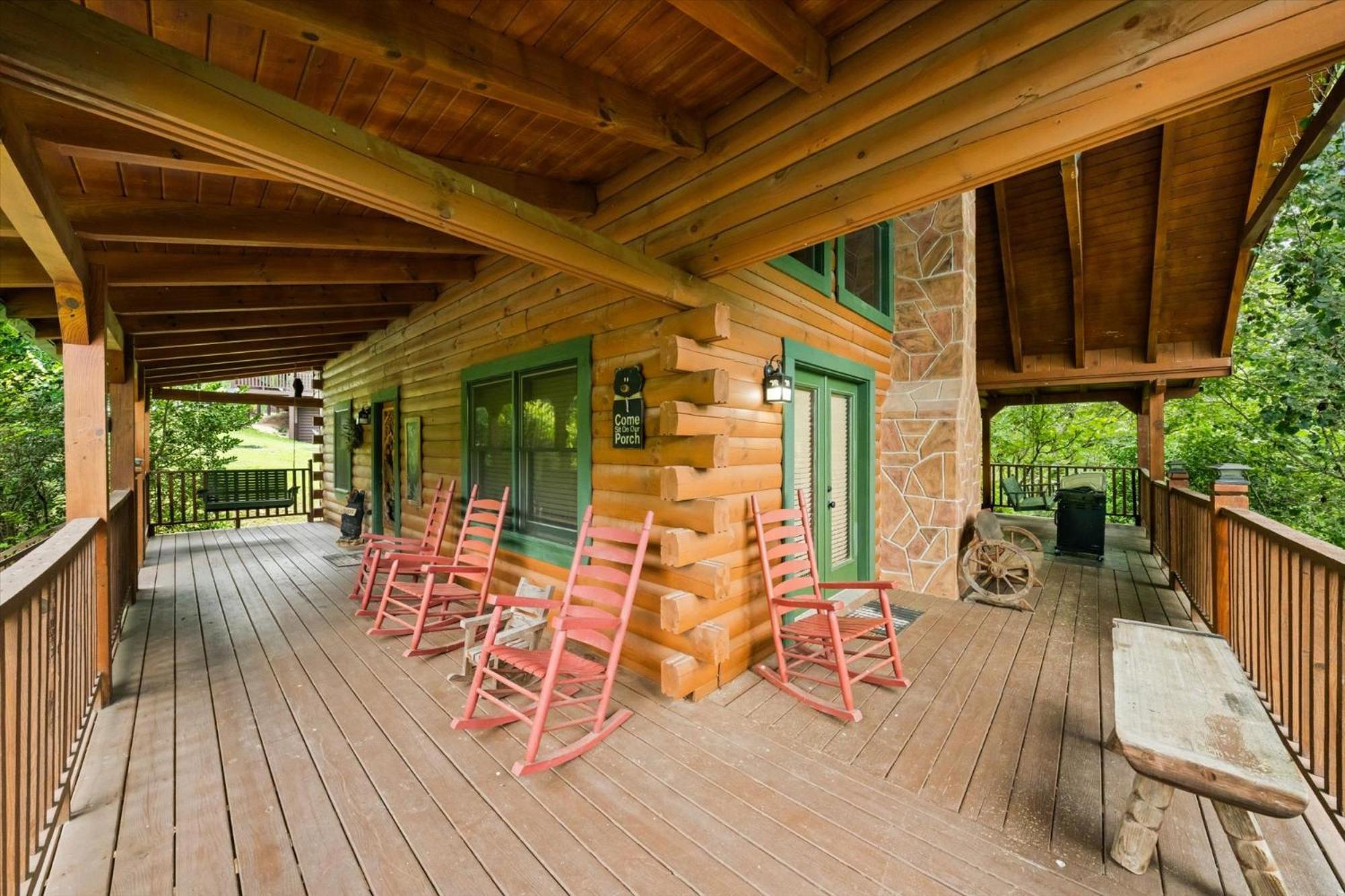 Very Cozy 2br Hot Tub Pool Table Free Attraction Tickets Holiday home