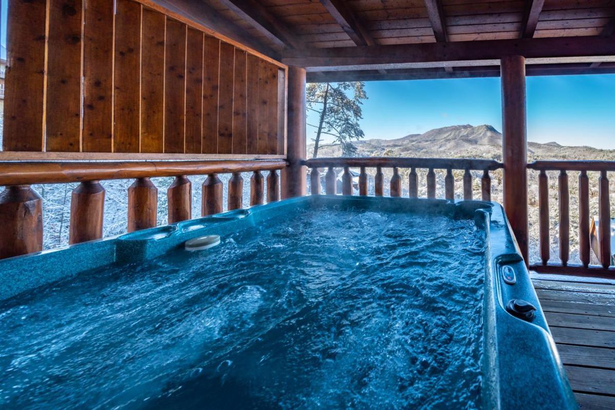 Romantic 1br Unbelievable Views! Hot Tub Holiday home
