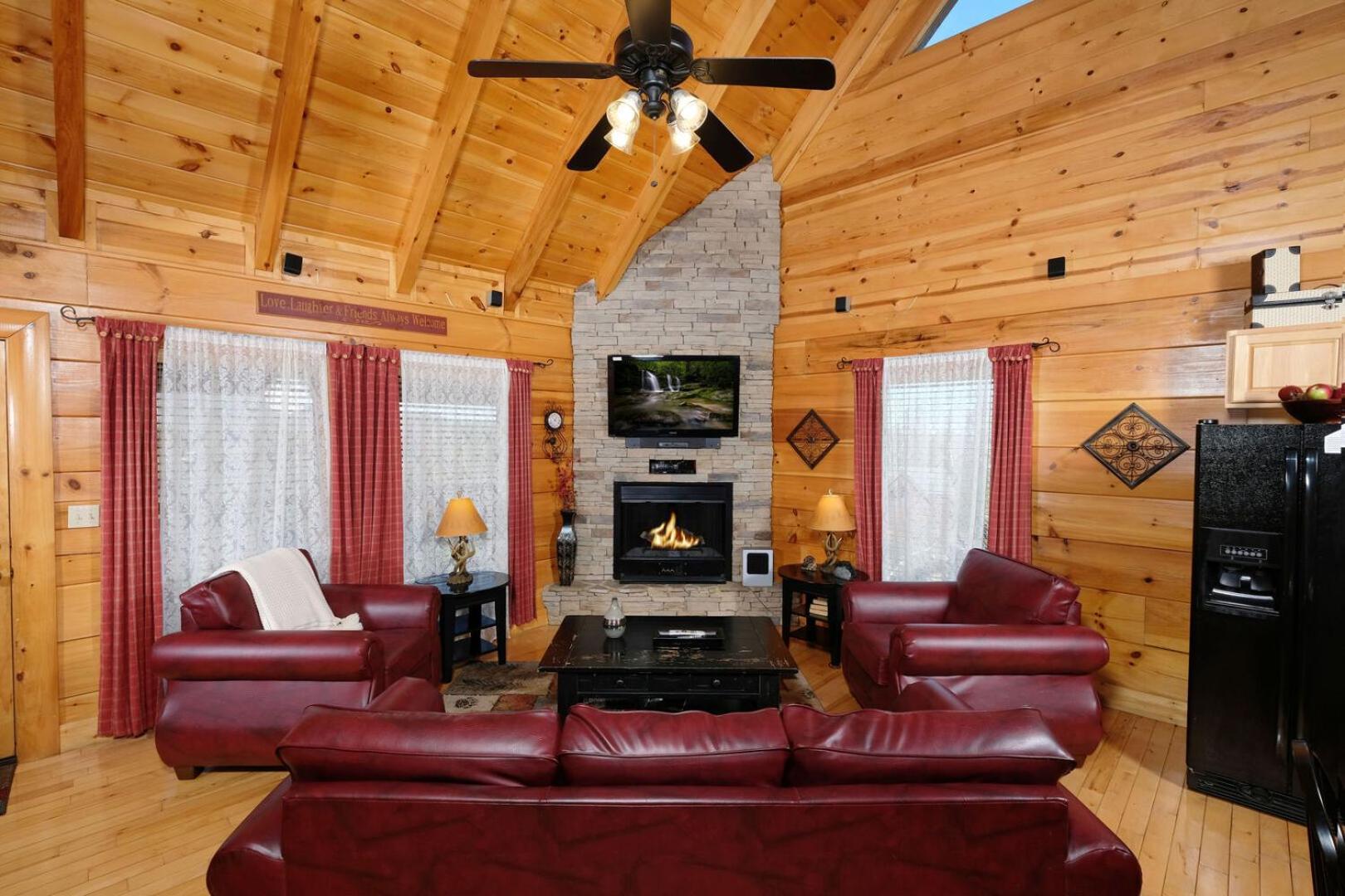 Romantic 1br Unbelievable Views! Hot Tub * Pigeon Forge
