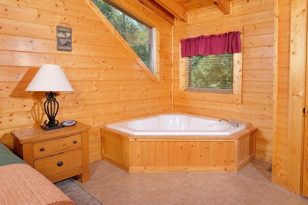 Among The Oaks Holiday home