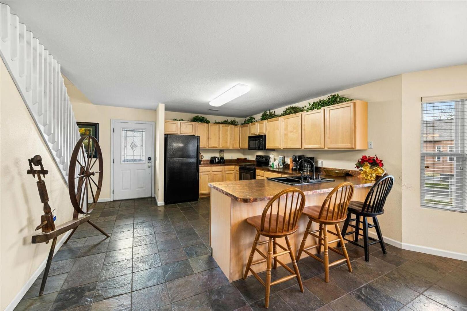 Cozy And Spacious 3br Pool Table Hot Tub Free Attraction Tickets *