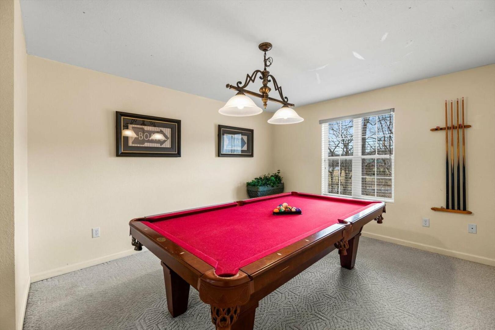 Cozy And Spacious 3br Pool Table Hot Tub Free Attraction Tickets Holiday home *