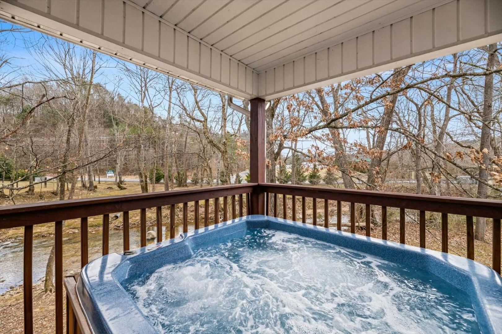 Holiday home Cozy And Spacious 3br Pool Table Hot Tub Free Attraction Tickets