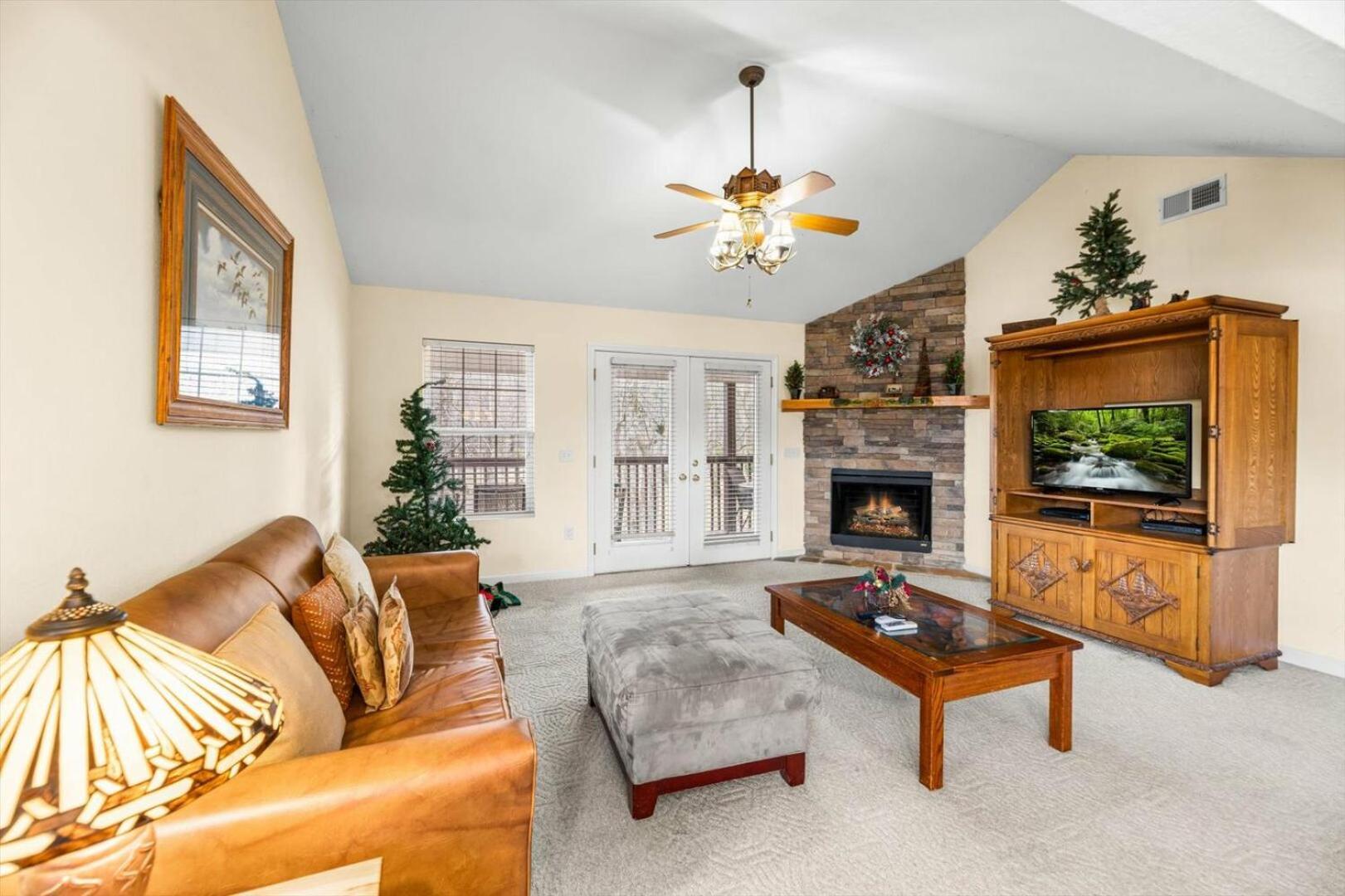 Cozy And Spacious 3br Pool Table Hot Tub Free Attraction Tickets *