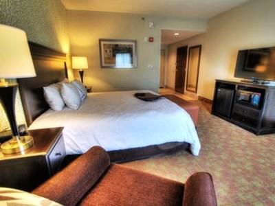 Hampton 3*