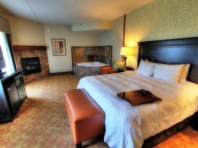 Hampton Pigeon Forge