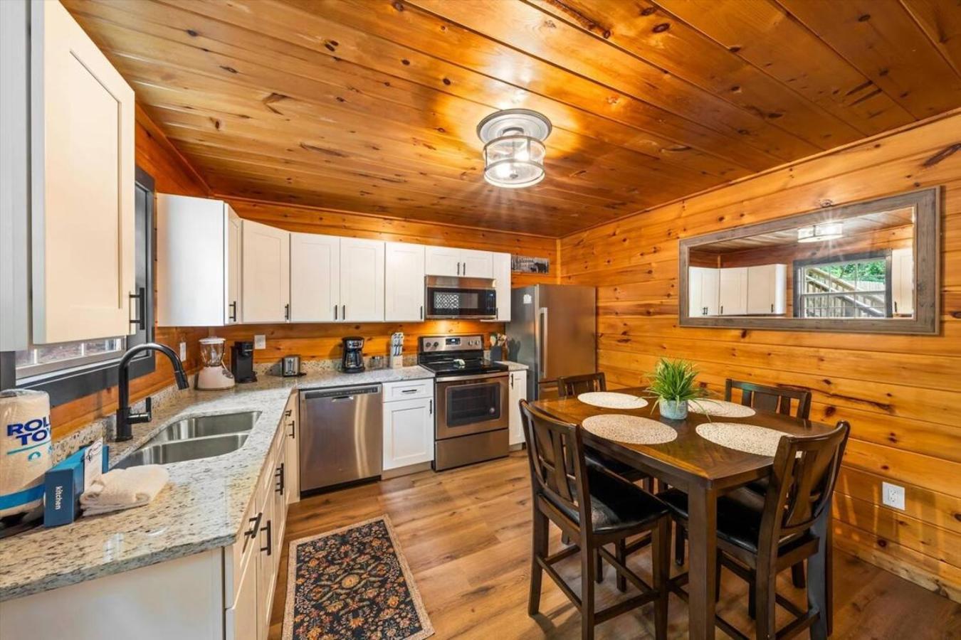 Dreaming Tree Holiday home Pigeon Forge