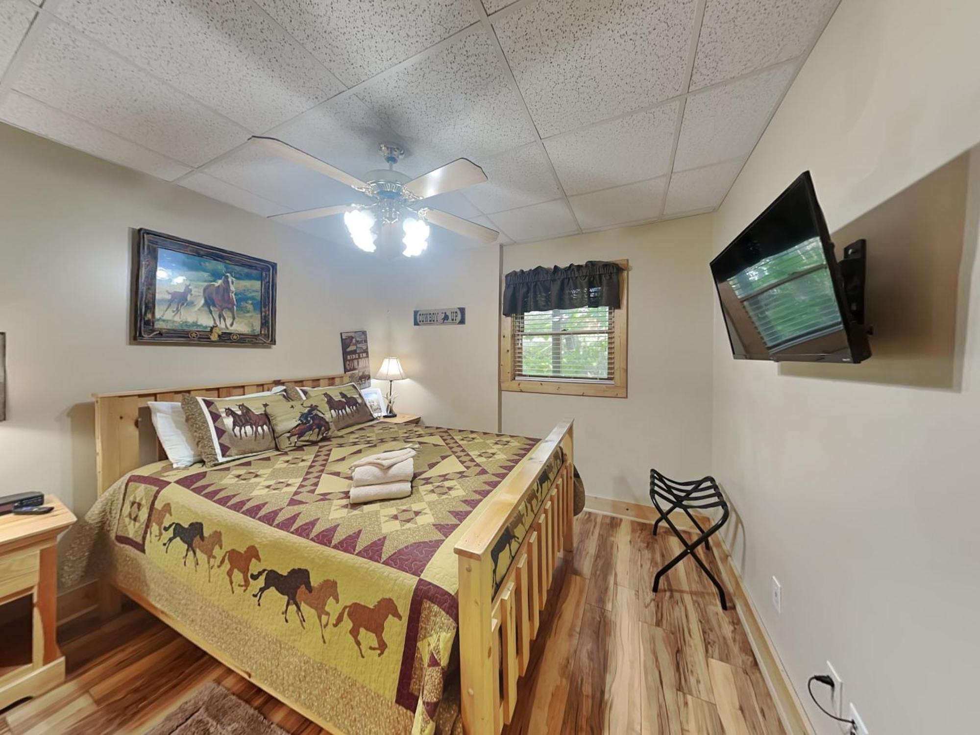 The Elks * Pigeon Forge